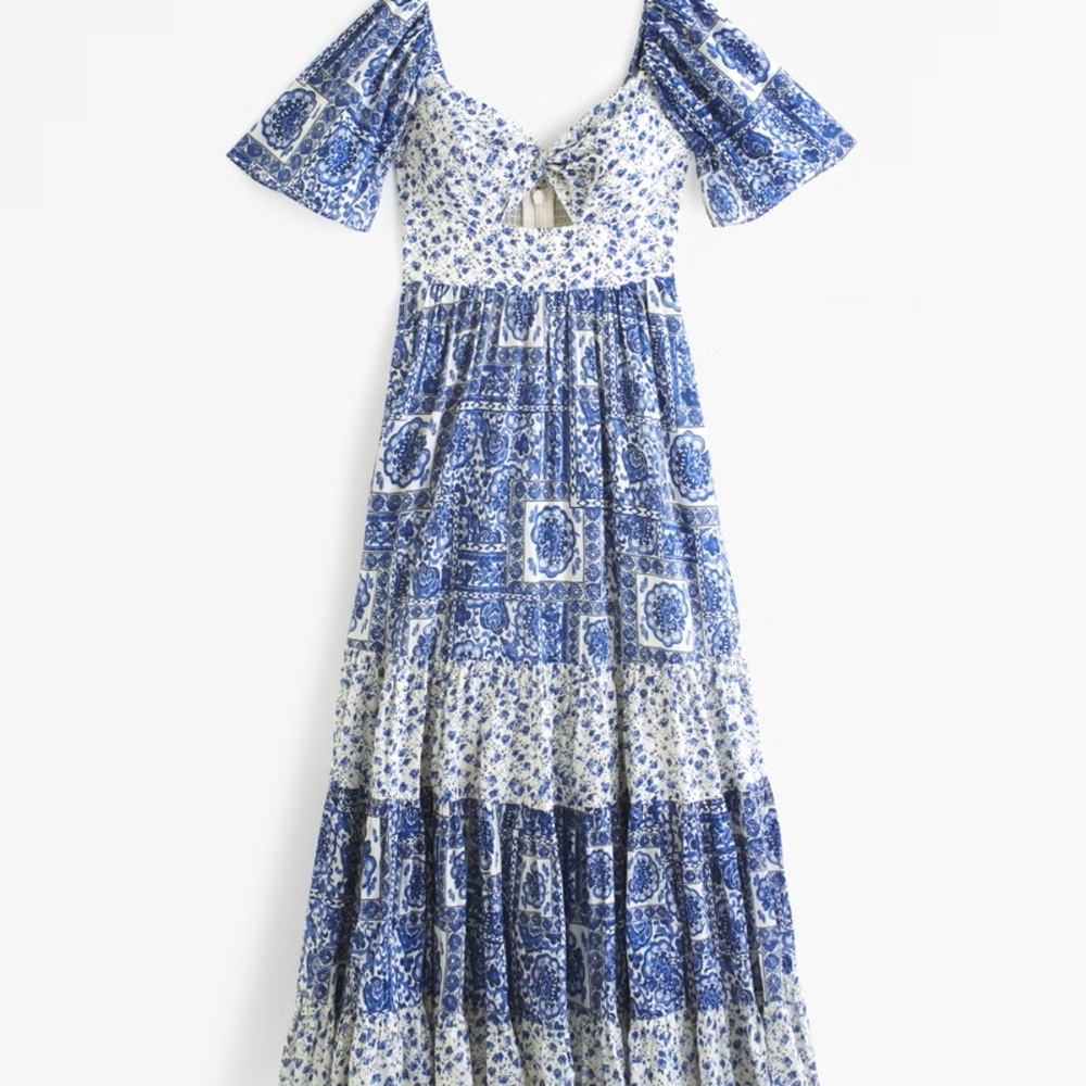 NWT Abercrombie Blue White twist front tiered Maxi Dress floral small tall